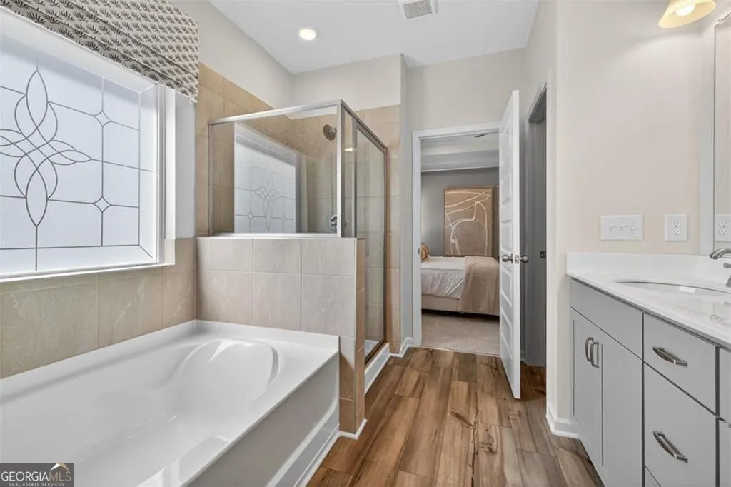 140 Oakmont Dr — photo 33 of 42
