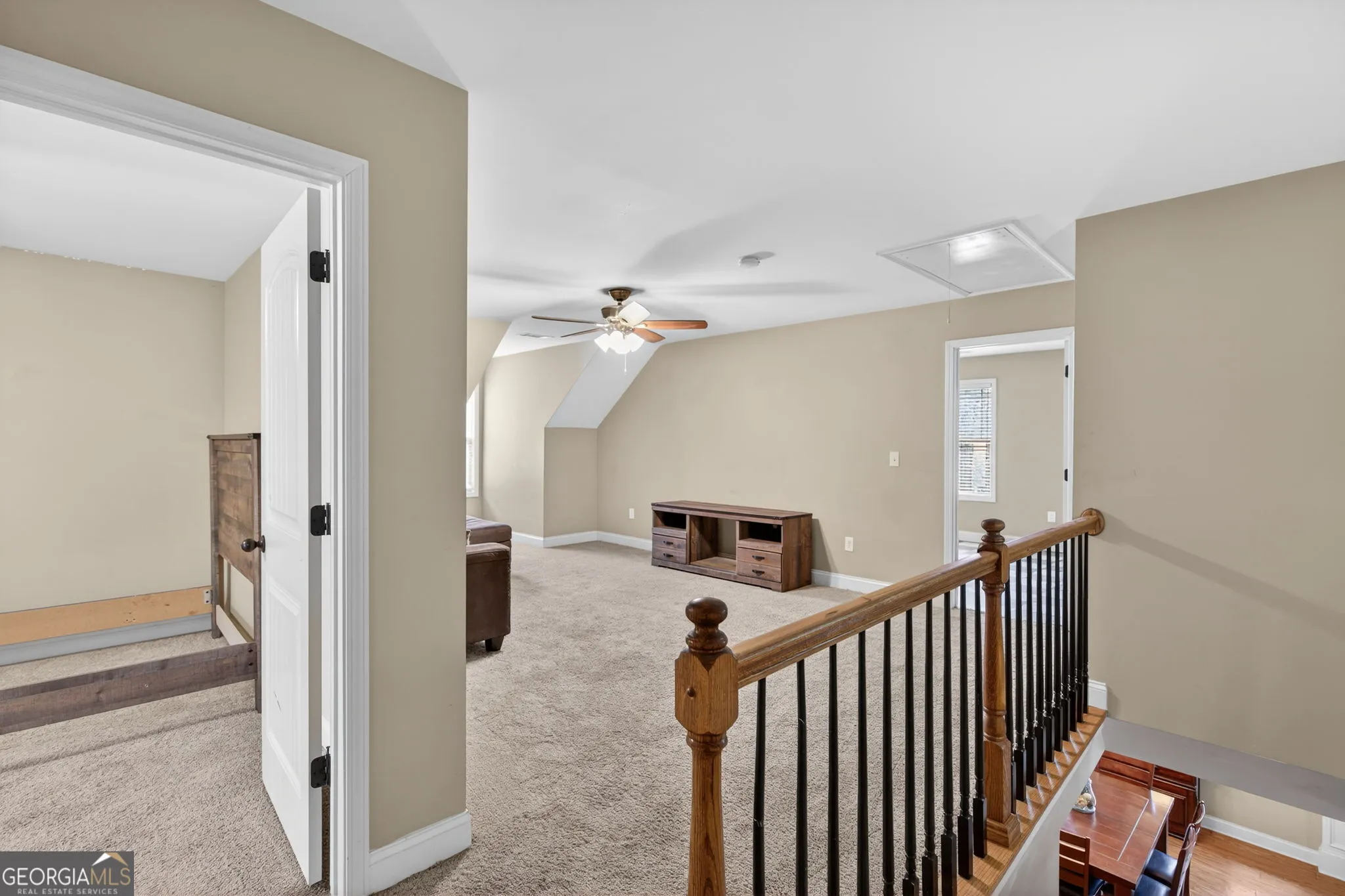 3131 Sweetbriar Dr — photo 14 of 61