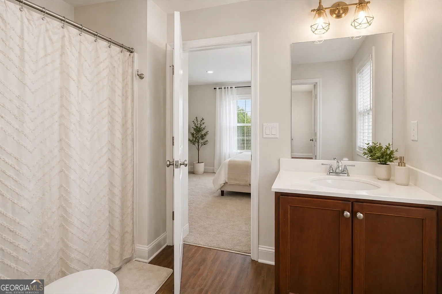 620 Riverwalk Manor Dr — photo 4 of 39