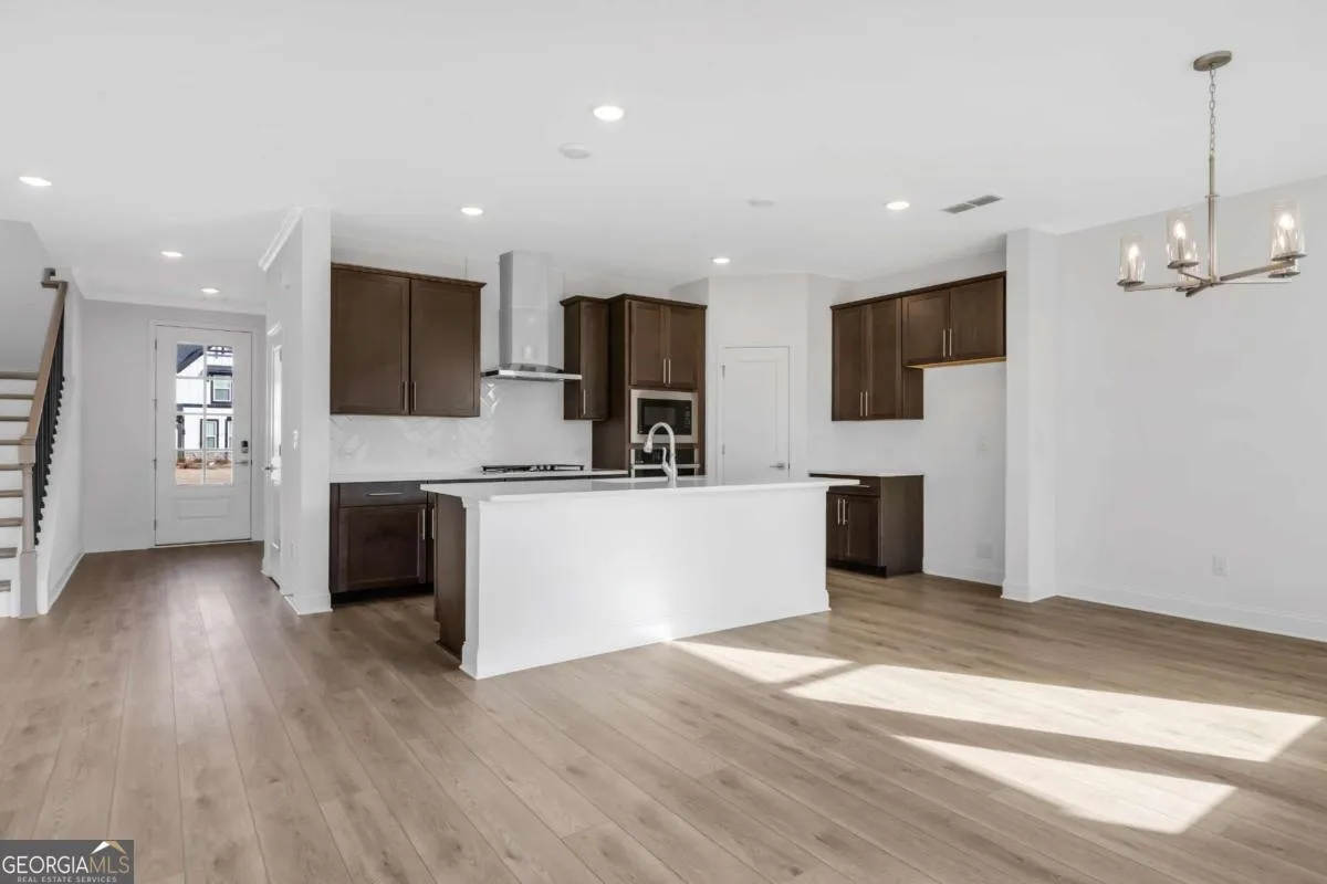165 Willow Bend Rd — photo 40 of 43