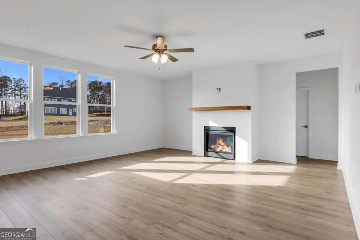 165 Willow Bend Rd — photo 39 of 43