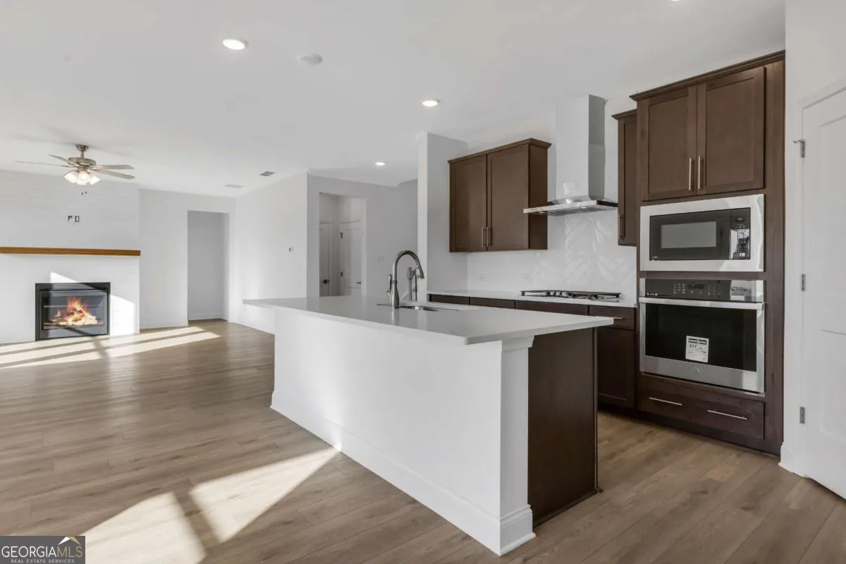 165 Willow Bend Rd — photo 42 of 43