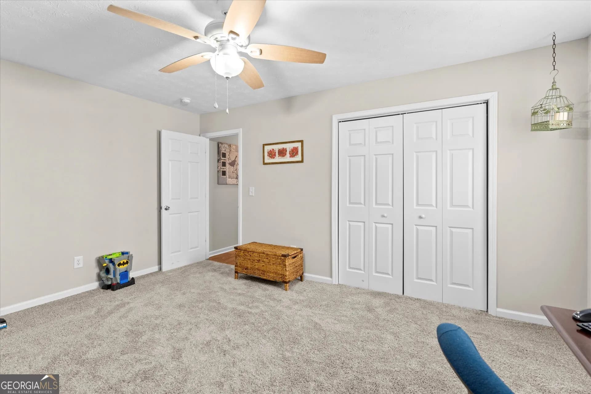 7338 S Mitchell Ct — photo 17 of 28