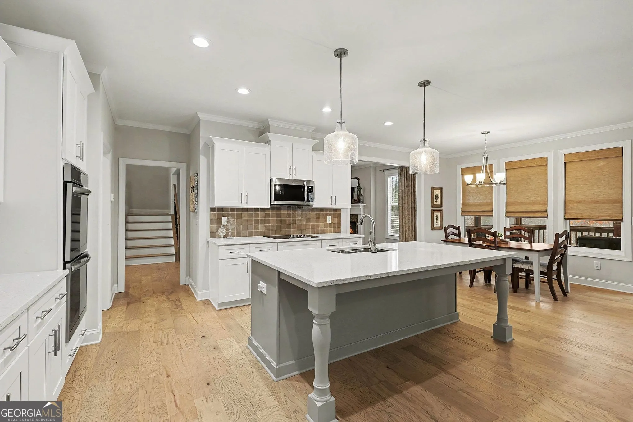 7540 Sunridge Ln — photo 15 of 51