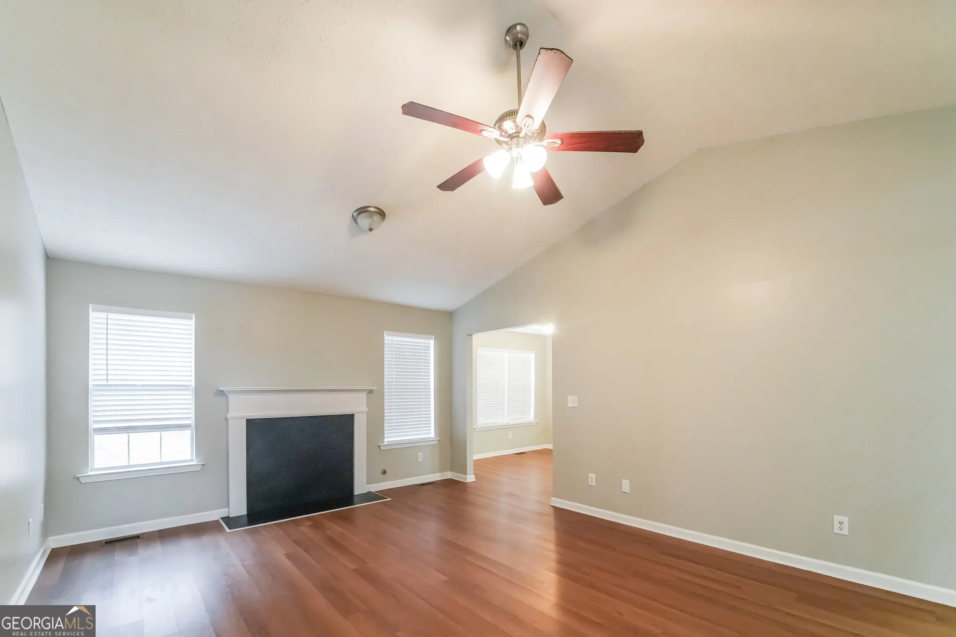 209 Cornell Ct — photo 13 of 22