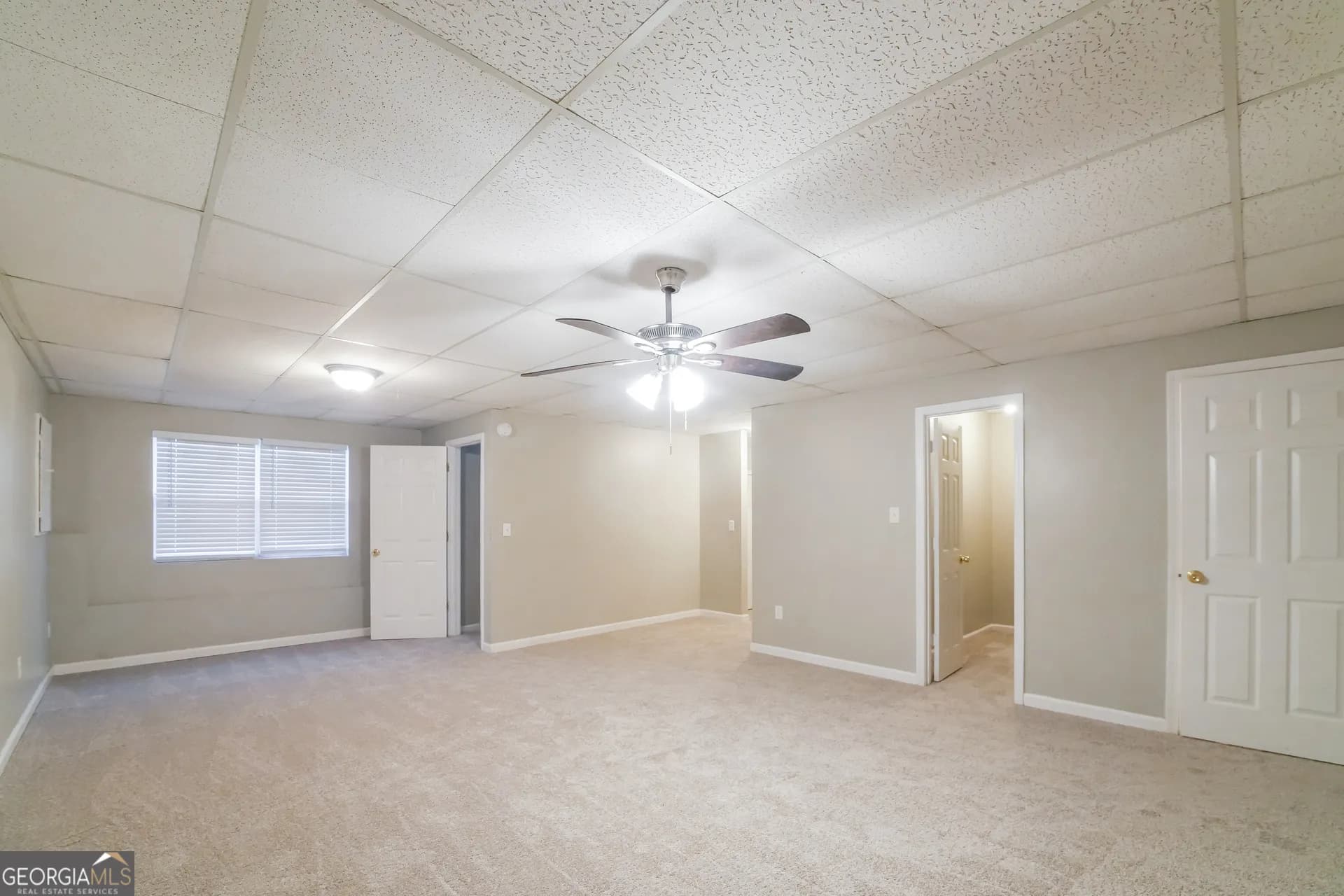 209 Cornell Ct — photo 10 of 22
