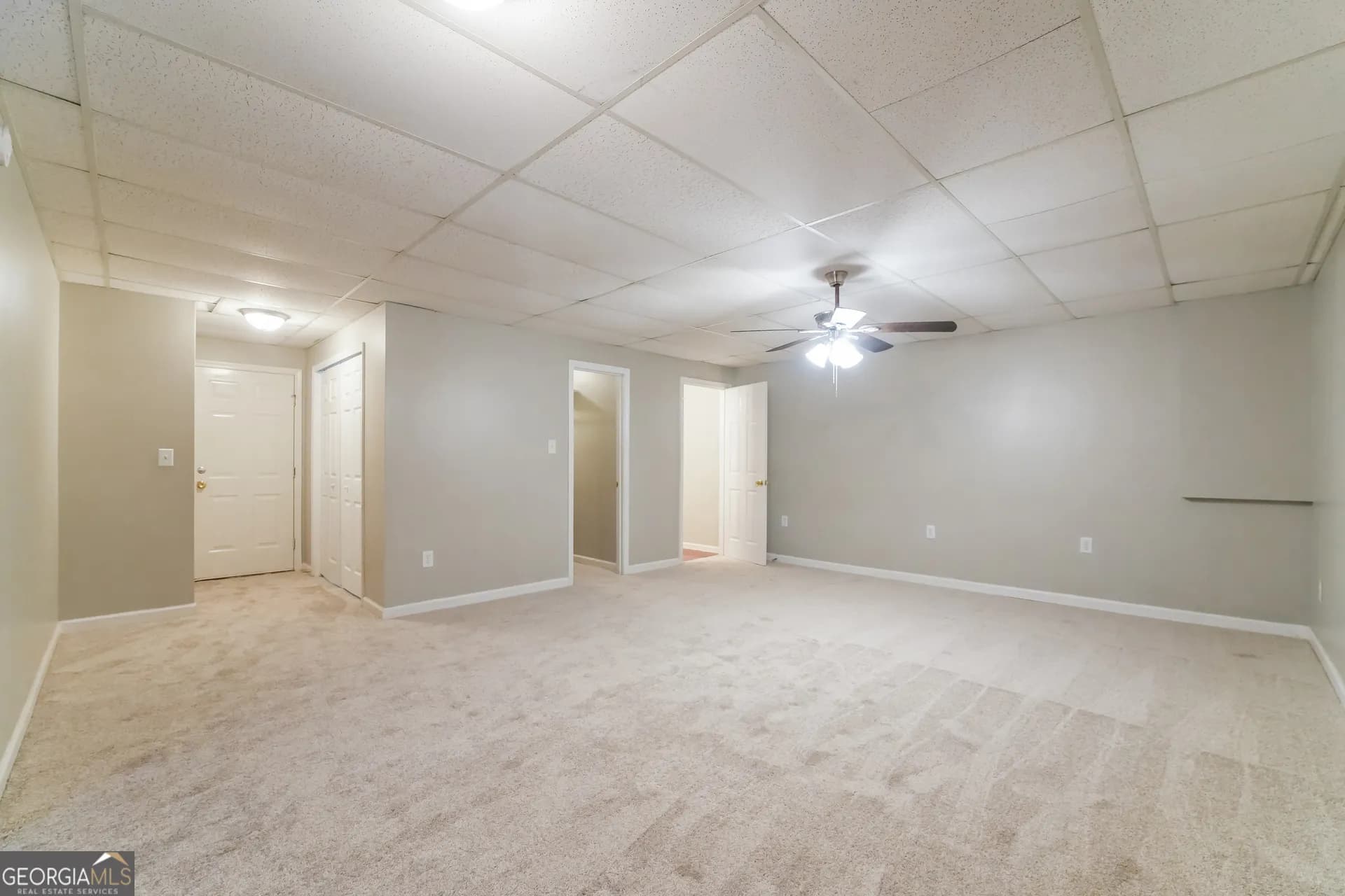 209 Cornell Ct — photo 11 of 22