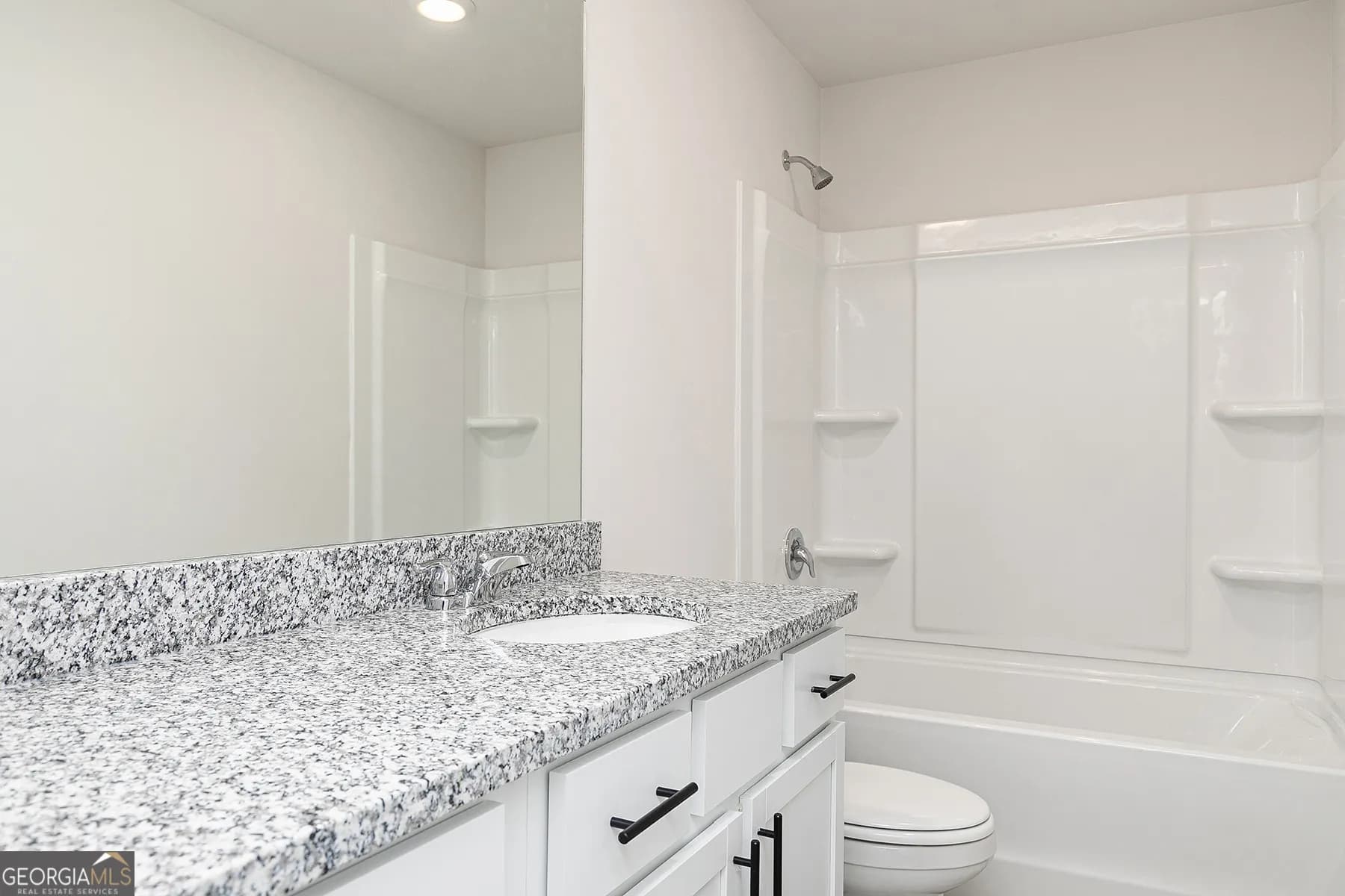 620 Mackenzie Cv — photo 11 of 19
