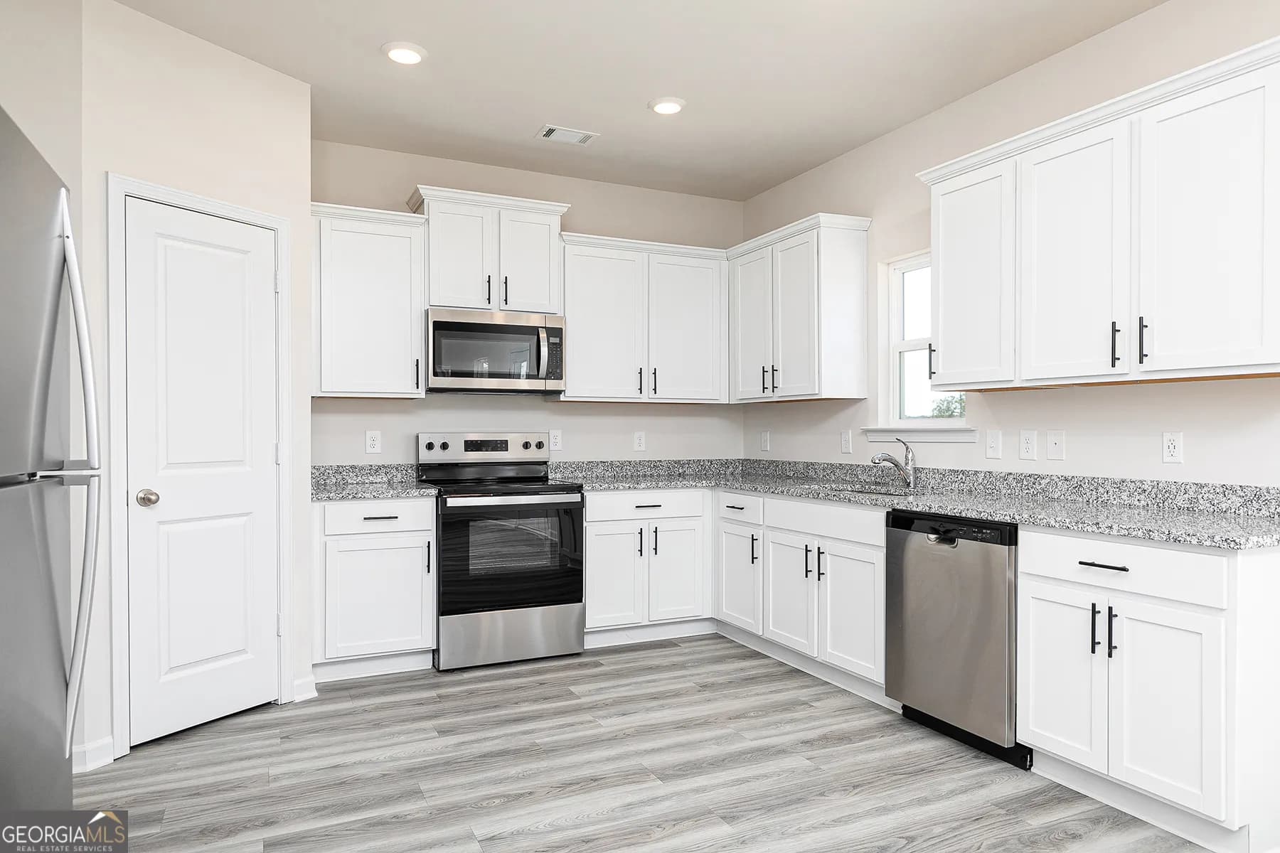620 Mackenzie Cv — photo 19 of 19