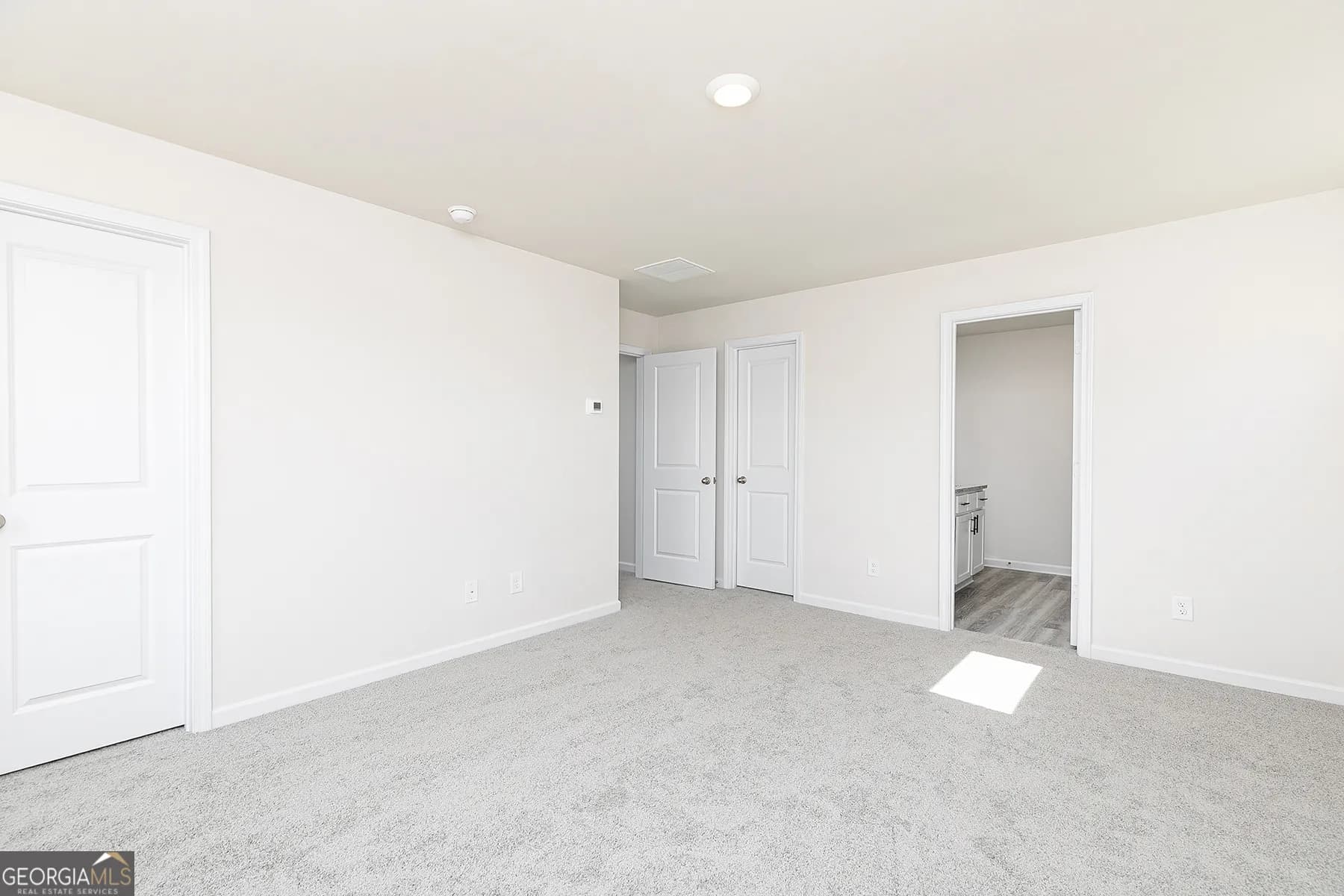 620 Mackenzie Cv — photo 6 of 19