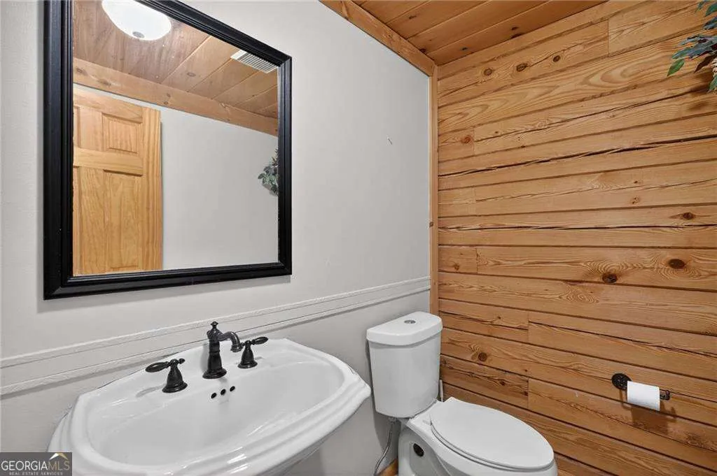 7346 Banks Mill Rd — photo 9 of 61