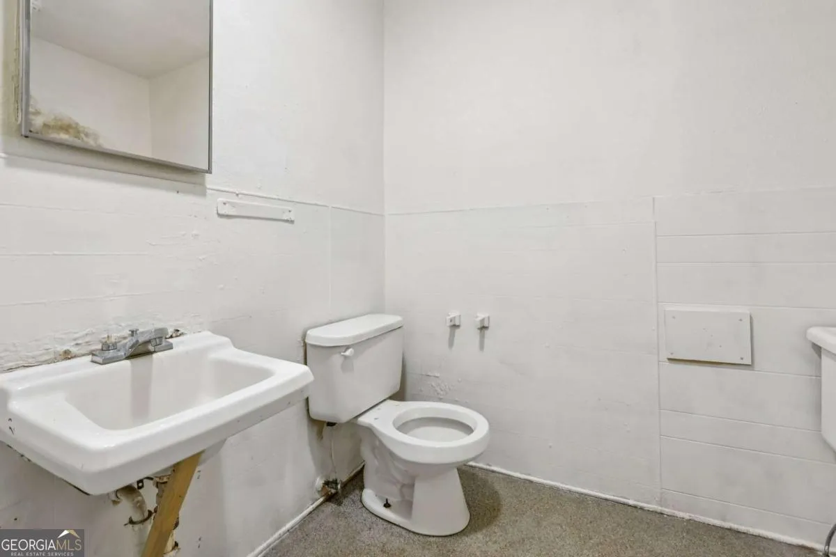 824 Temple Rd — photo 47 of 63