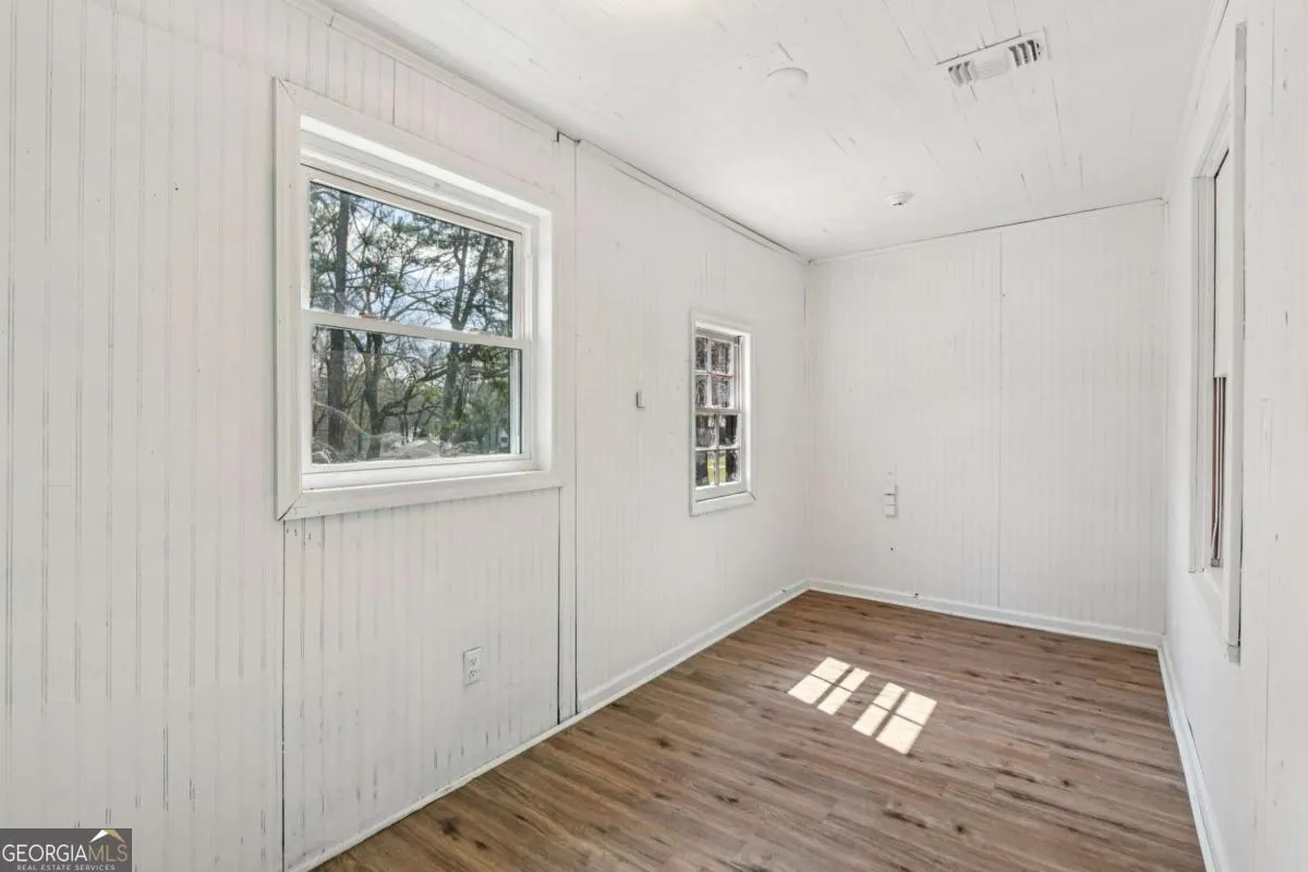 824 Temple Rd — photo 36 of 63