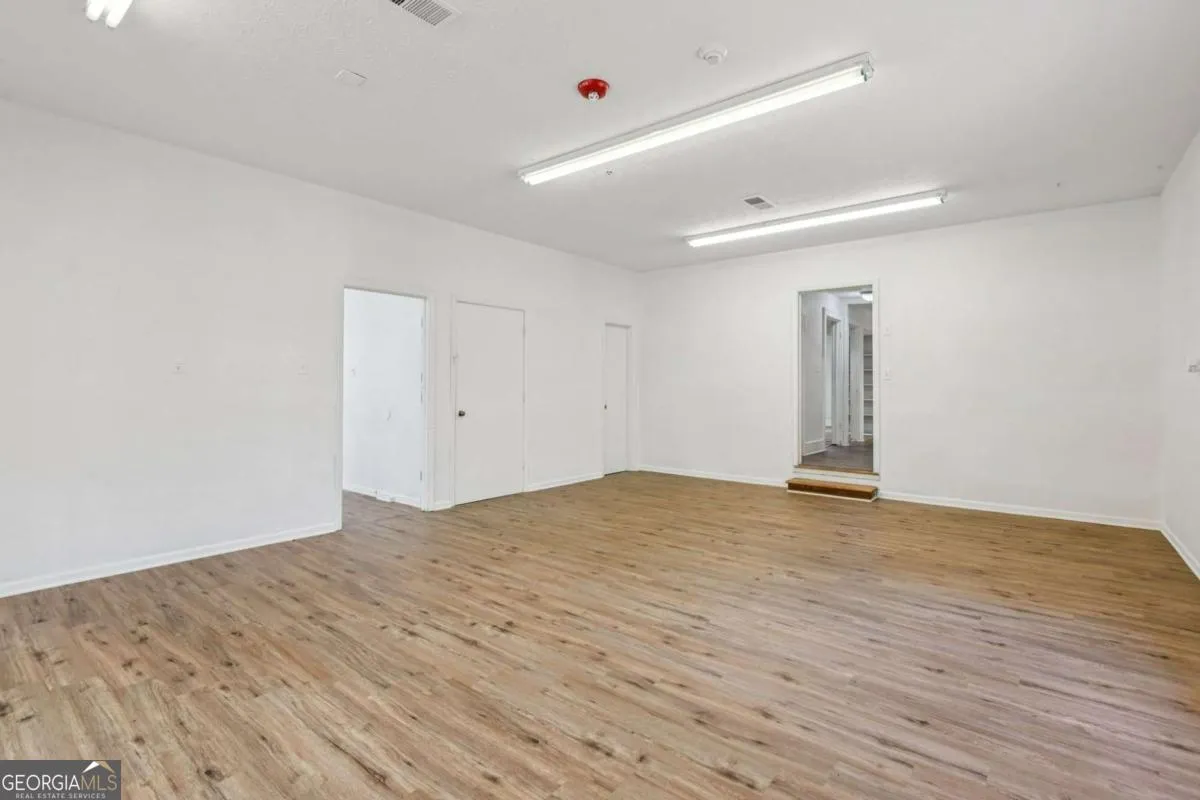 824 Temple Rd — photo 21 of 63
