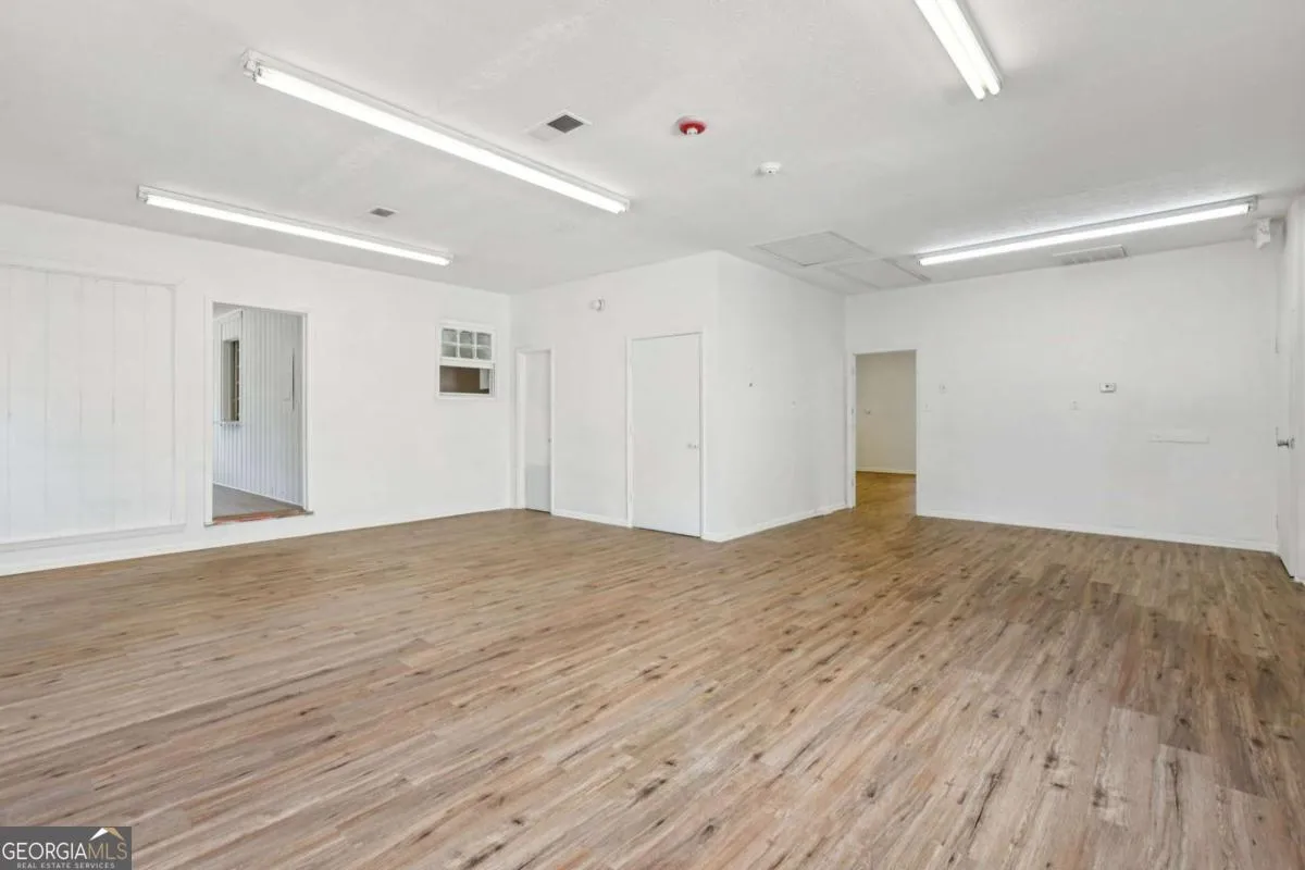 824 Temple Rd — photo 28 of 63