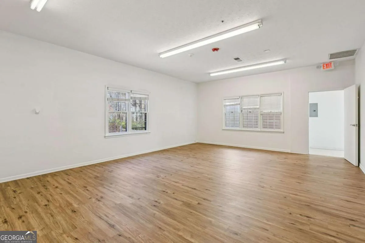 824 Temple Rd — photo 25 of 63