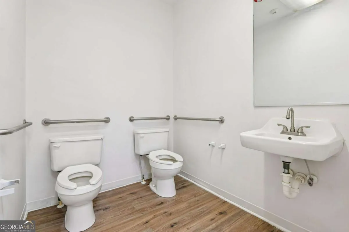 824 Temple Rd — photo 42 of 63