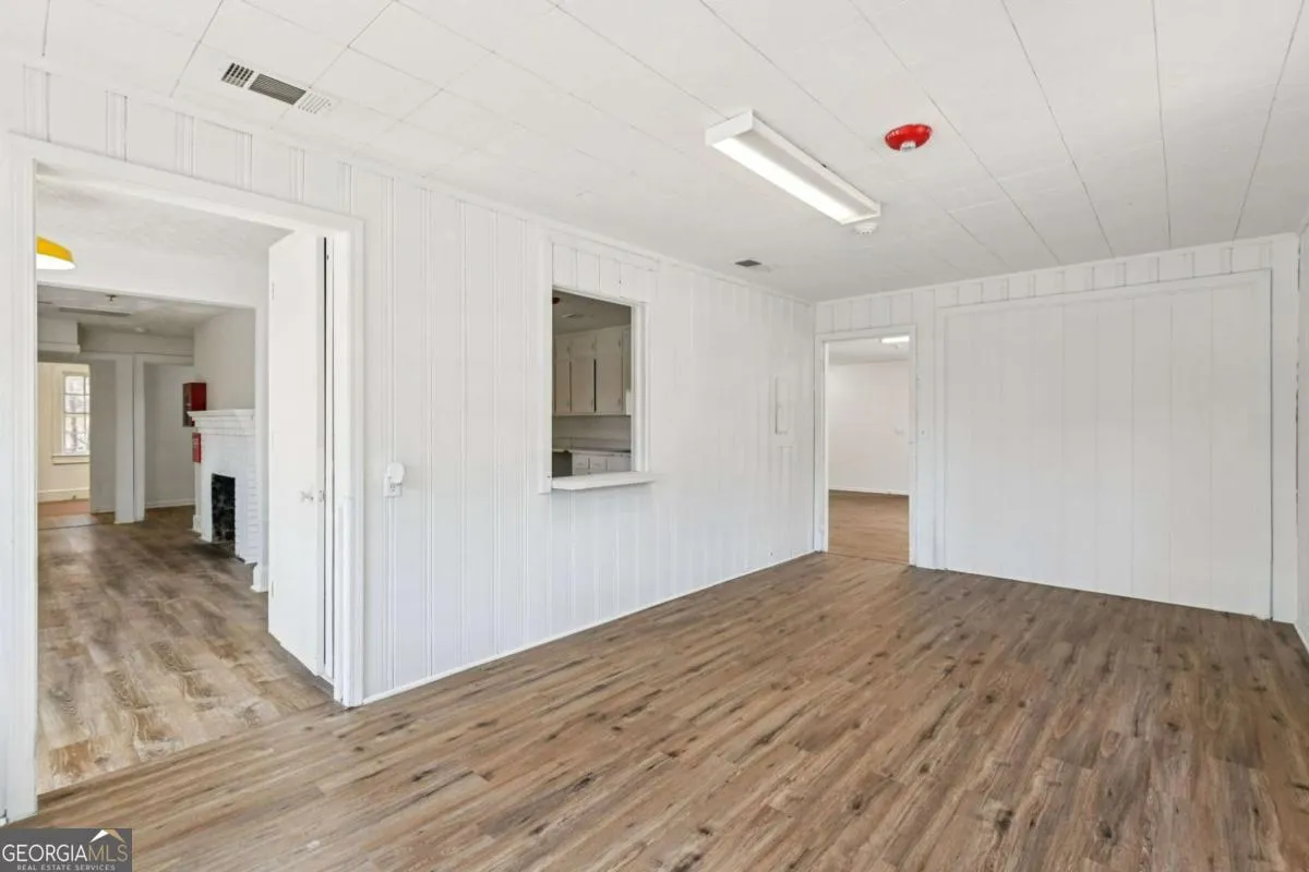 824 Temple Rd — photo 33 of 63