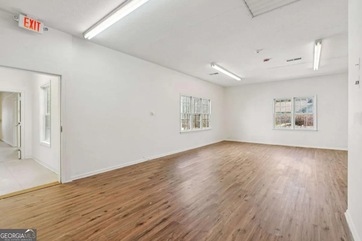 824 Temple Rd — photo 26 of 63