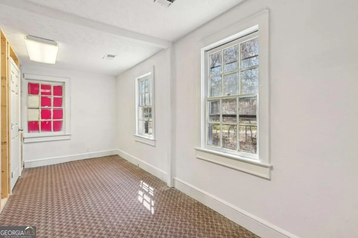 824 Temple Rd — photo 41 of 63