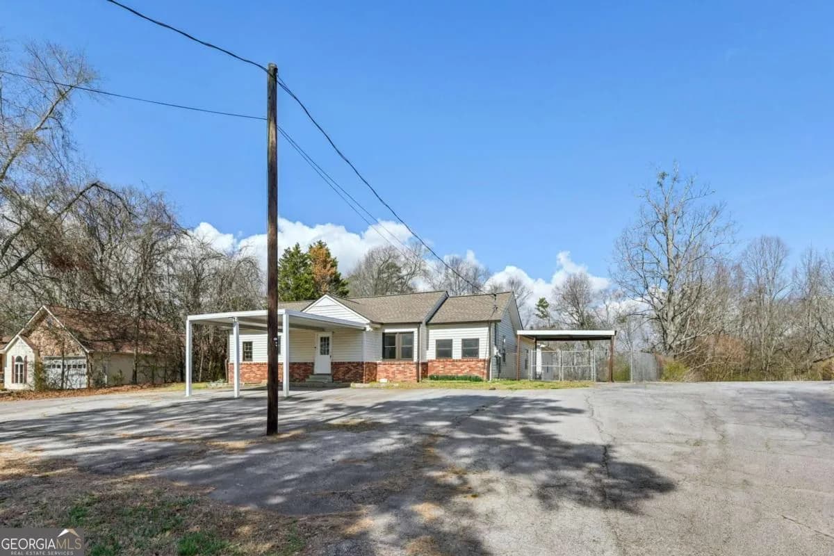 824 Temple Rd — photo 2 of 63