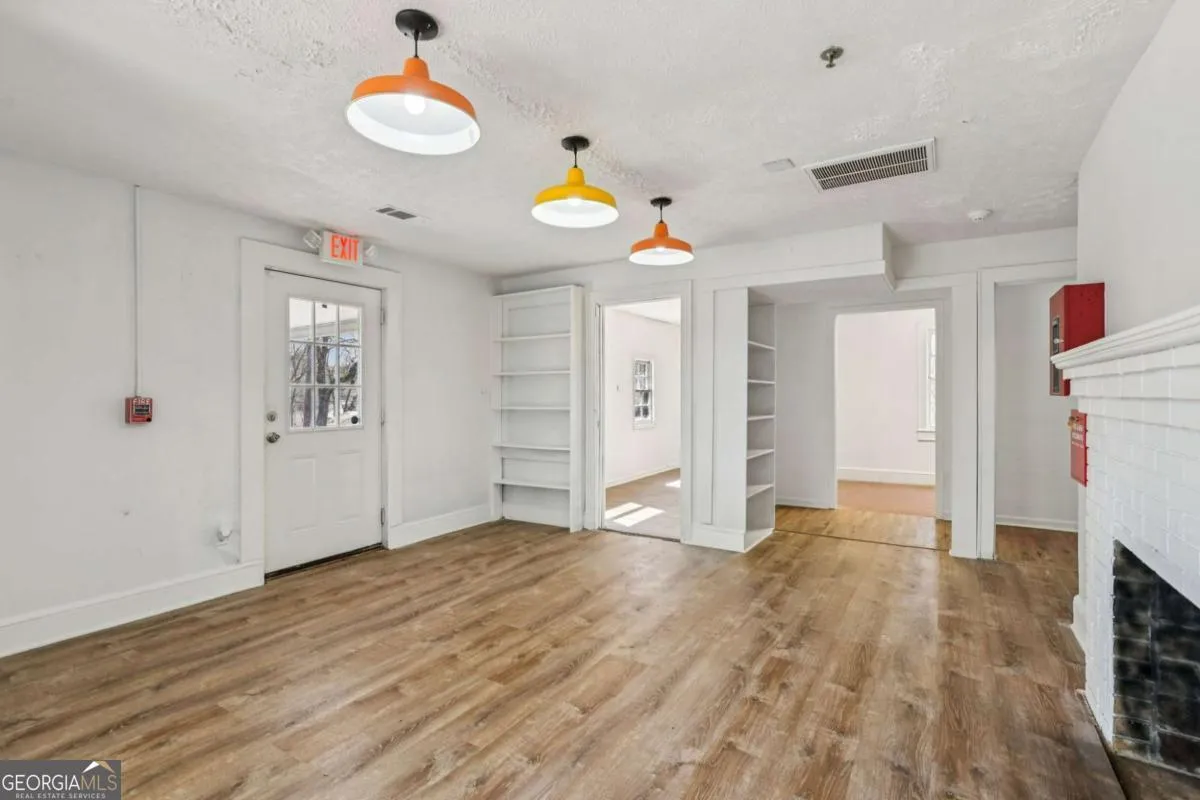 824 Temple Rd — photo 35 of 63