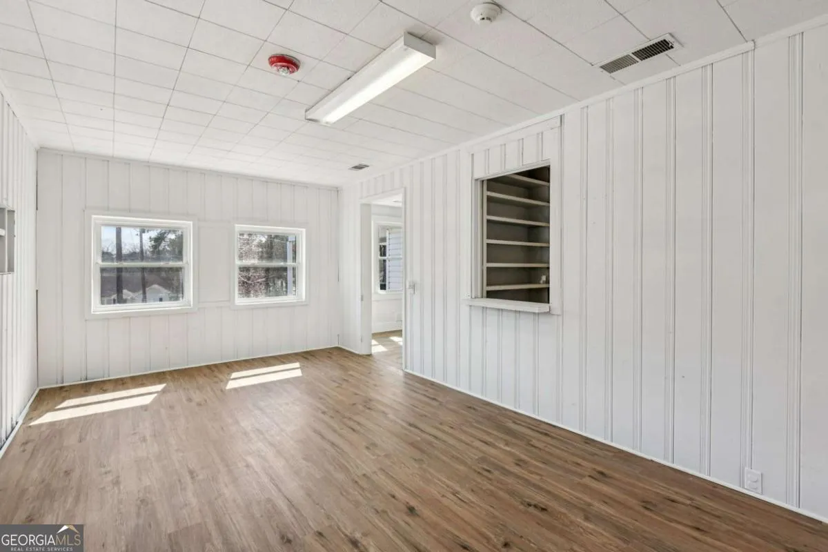 824 Temple Rd — photo 32 of 63