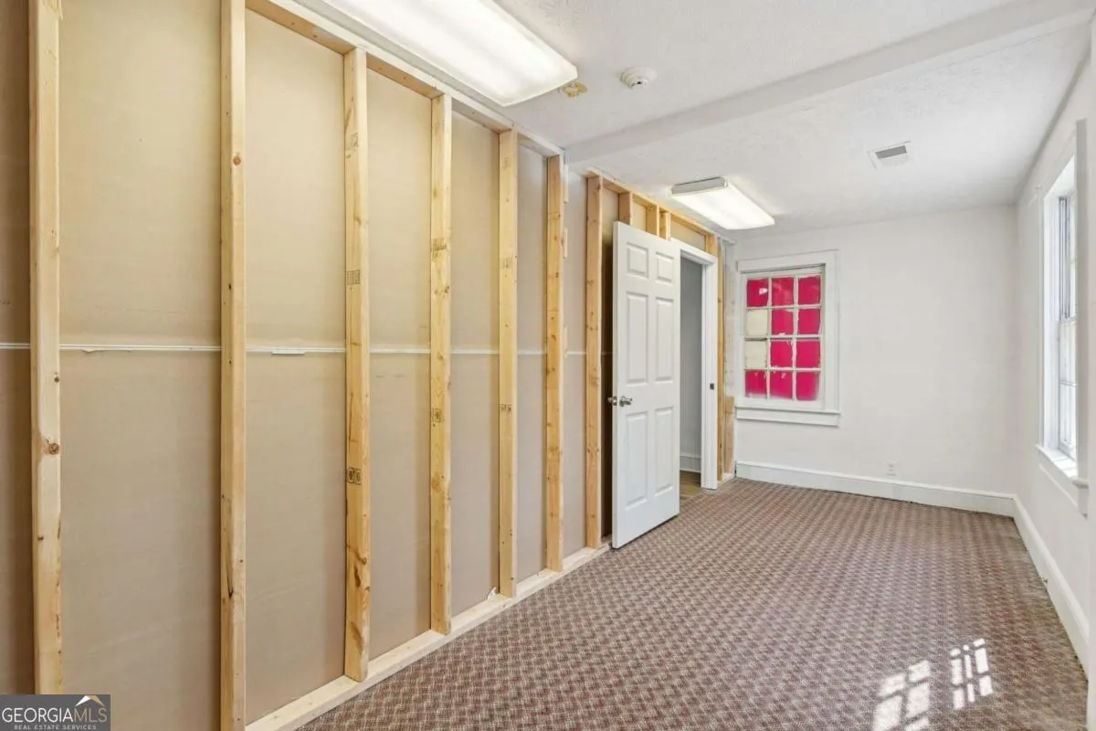 824 Temple Rd — photo 40 of 63