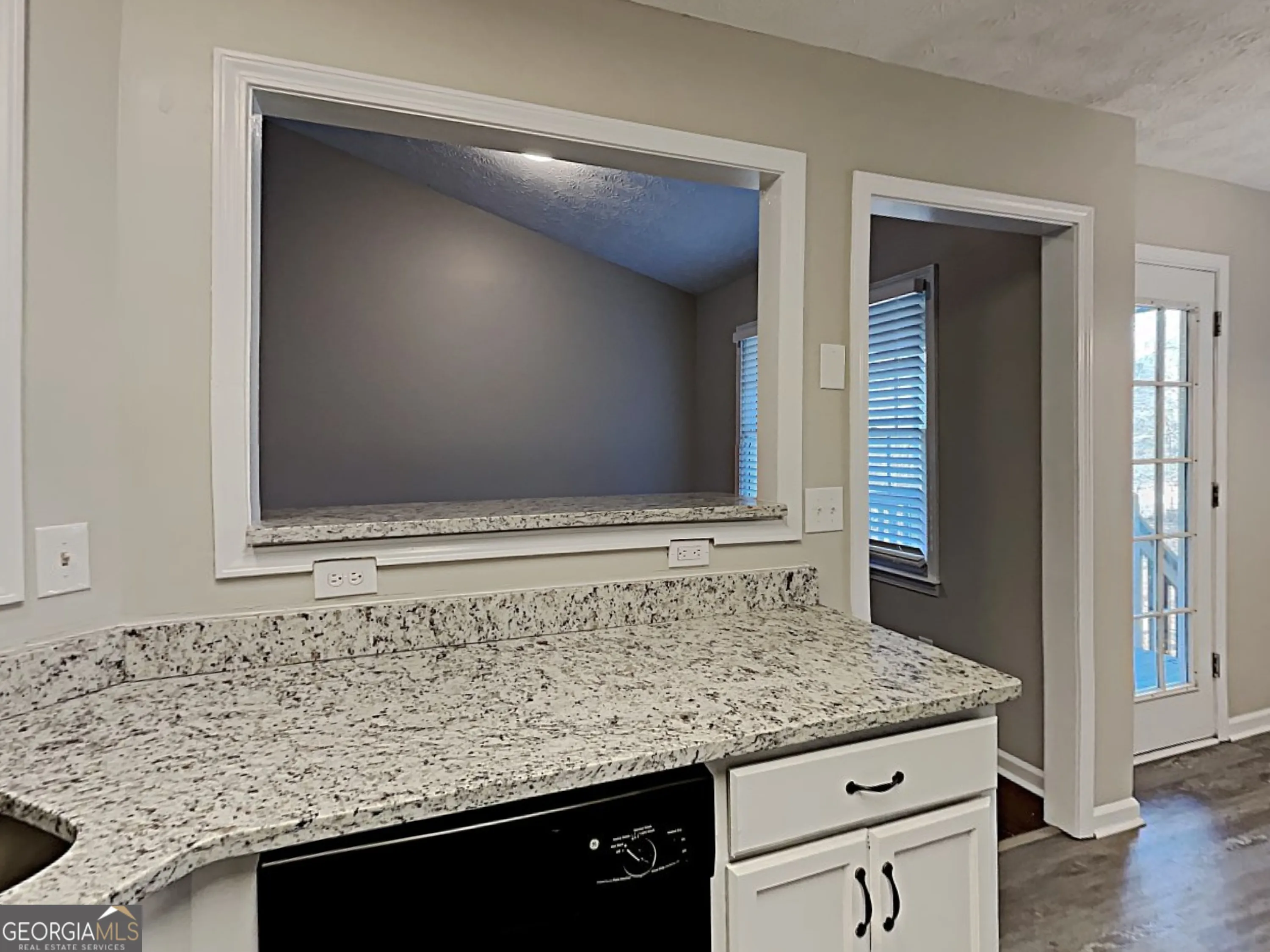 252 Bridge Pl — photo 17 of 29