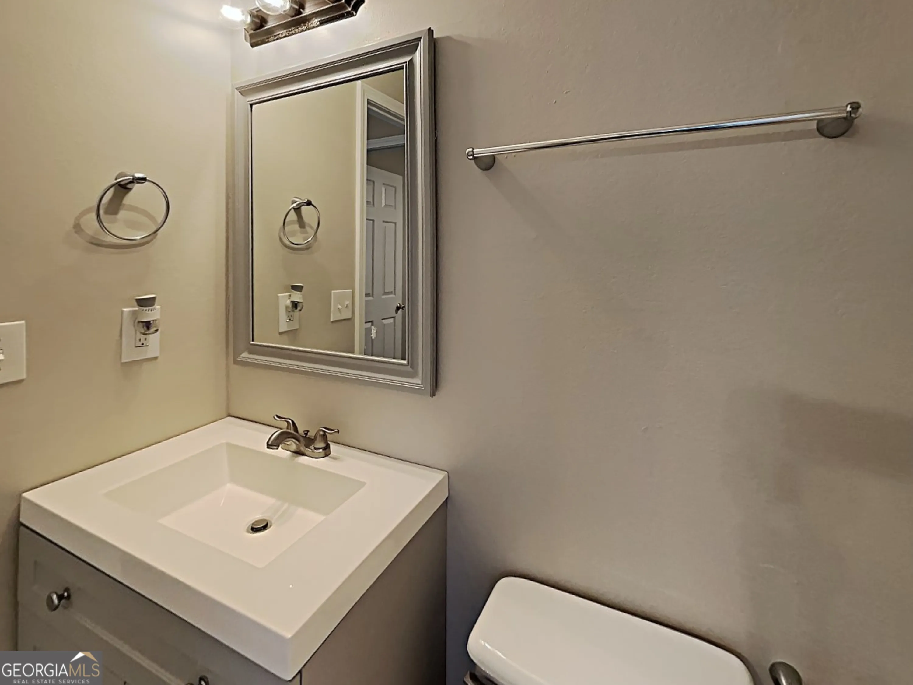 252 Bridge Pl — photo 5 of 29