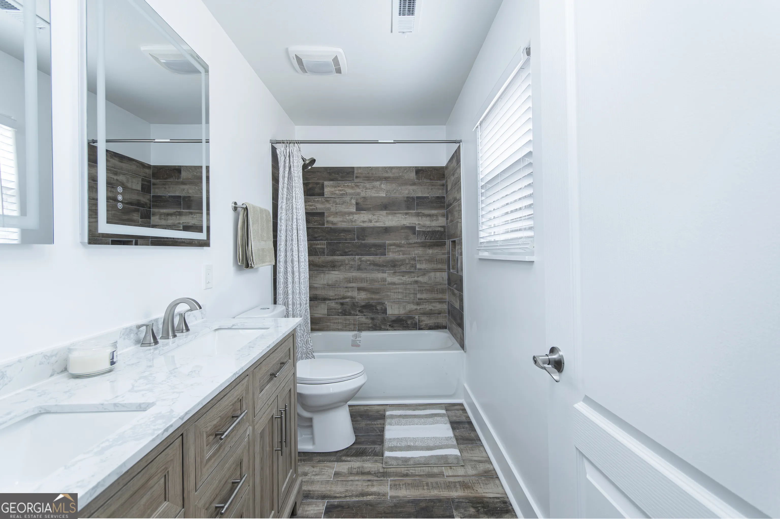 44 Pittman Dr — photo 8 of 27