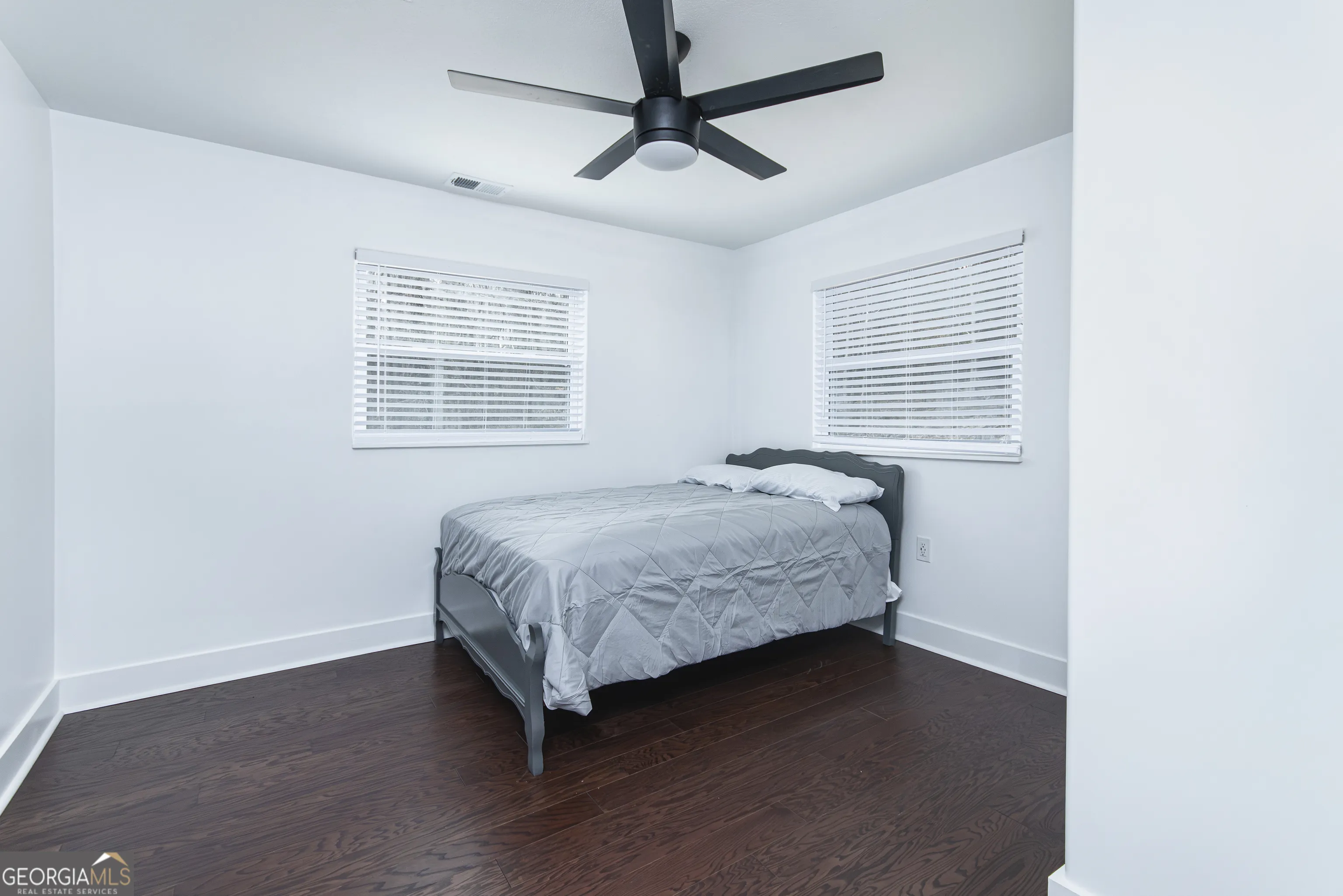 44 Pittman Dr — photo 14 of 27