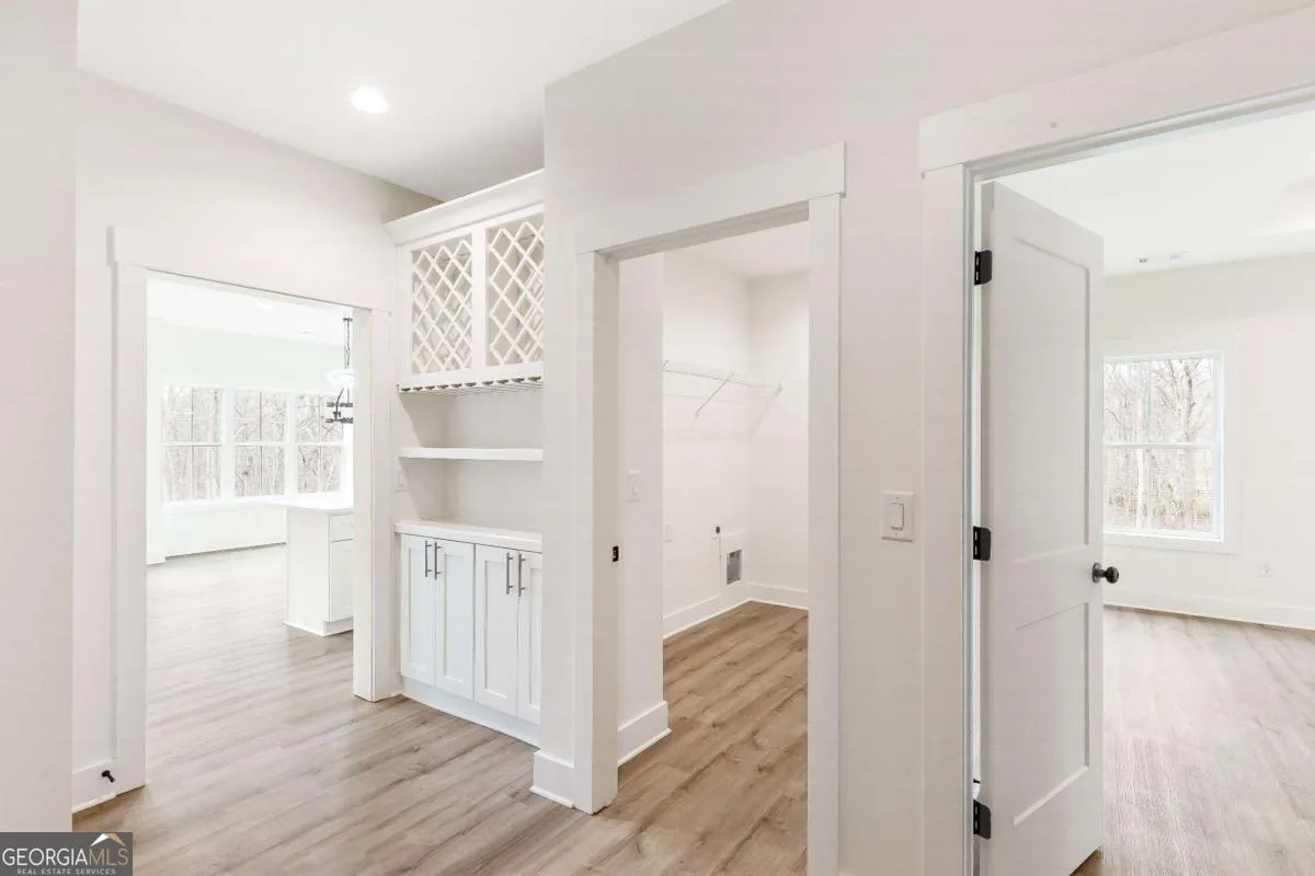 176 Paige St — photo 17 of 48