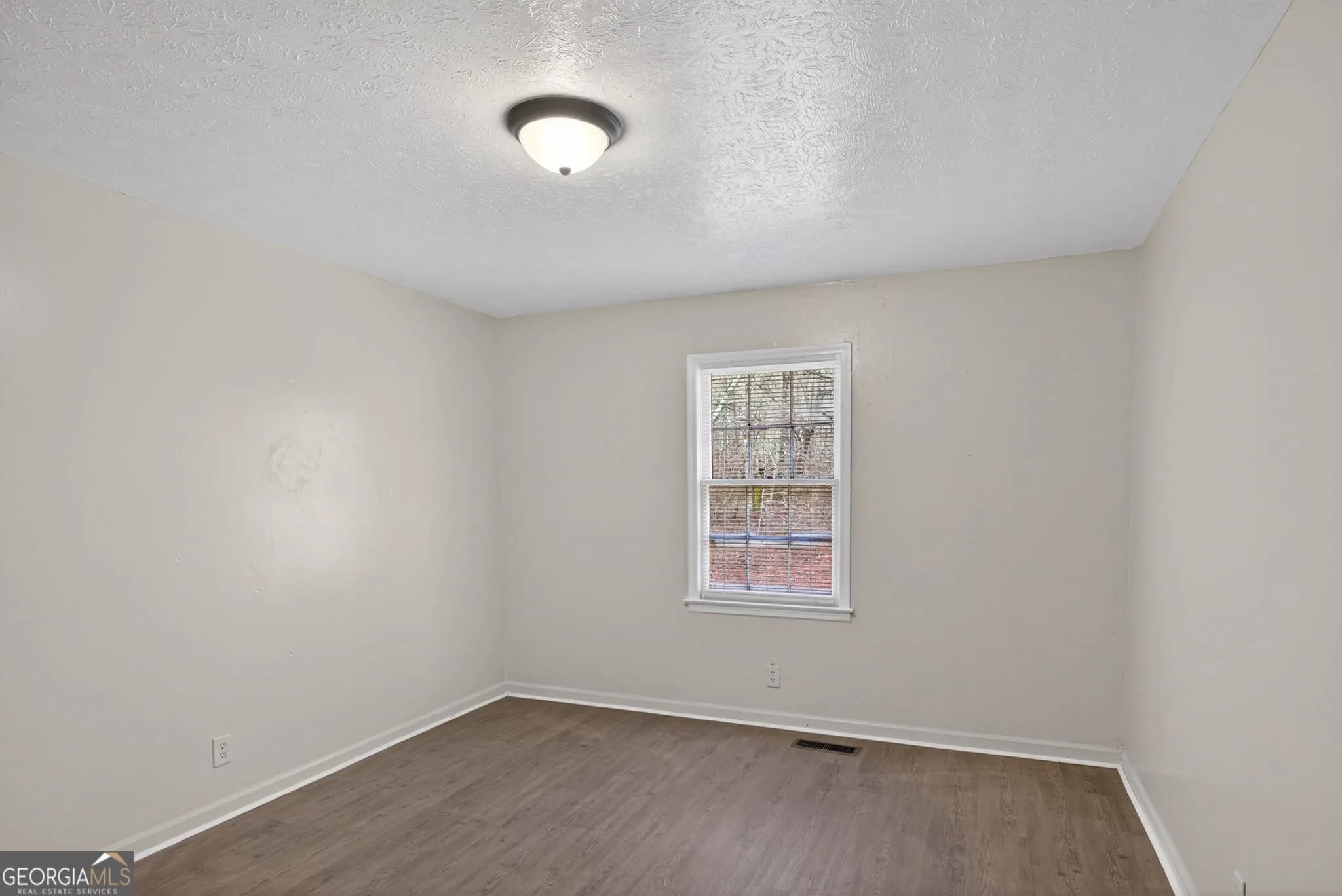 229 Little River Rd — photo 4 of 22