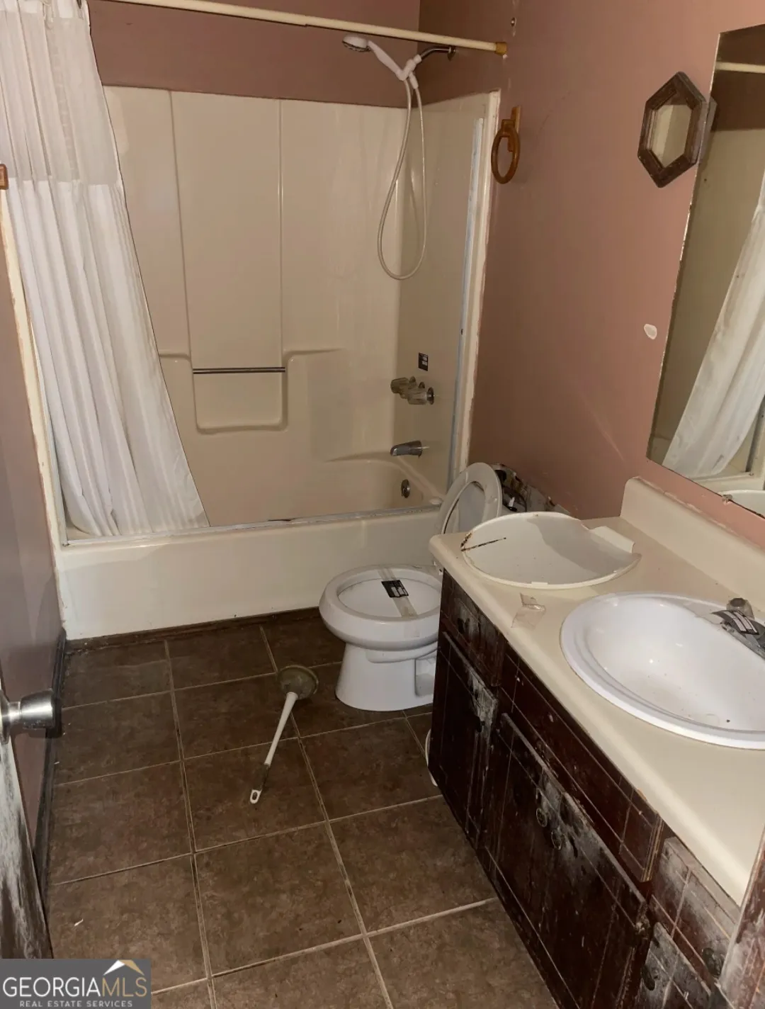 8855 Daerwater Dr — photo 10 of 23