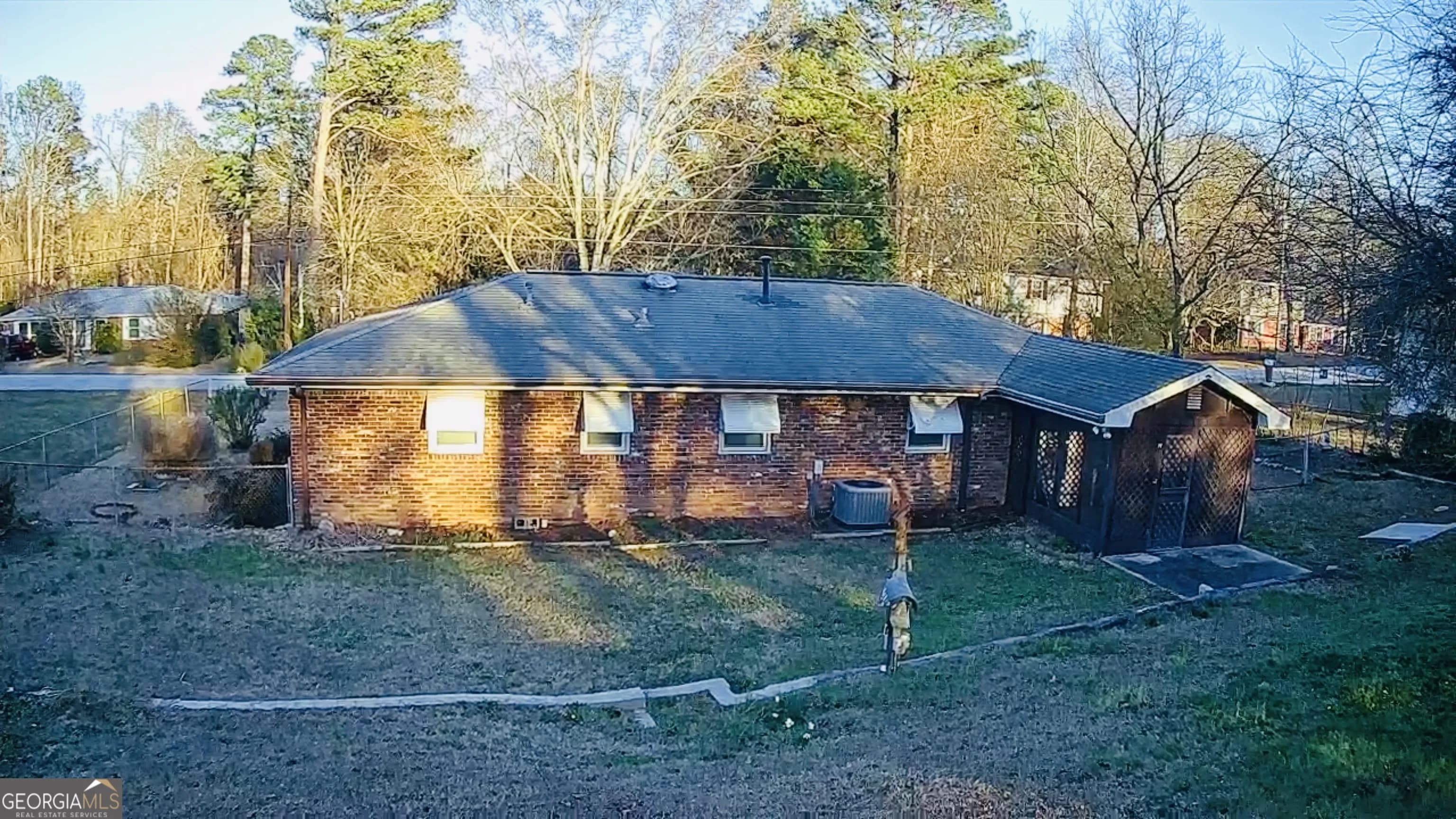 6795 Tralee Dr — photo 14 of 28