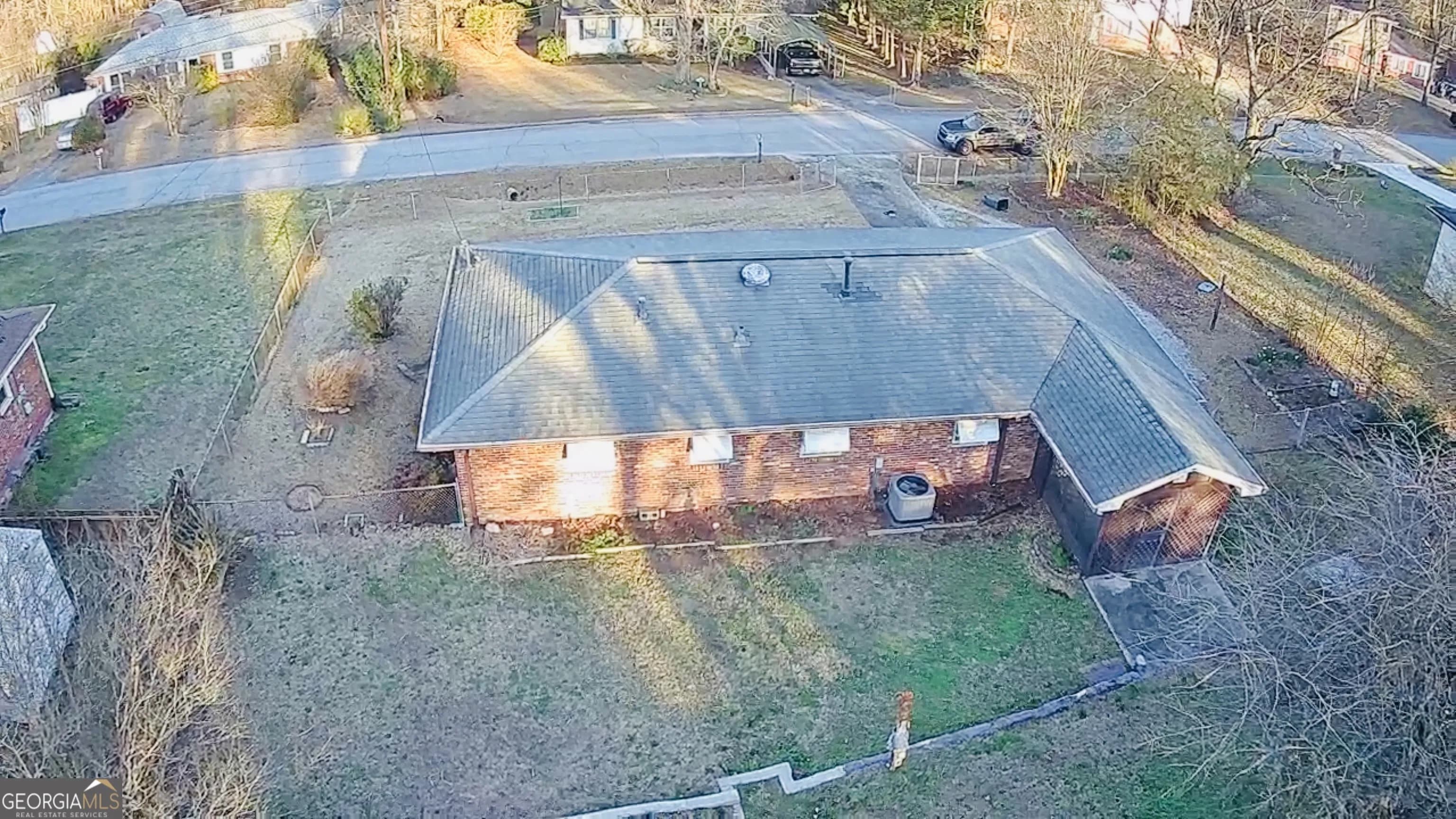 6795 Tralee Dr — photo 13 of 28
