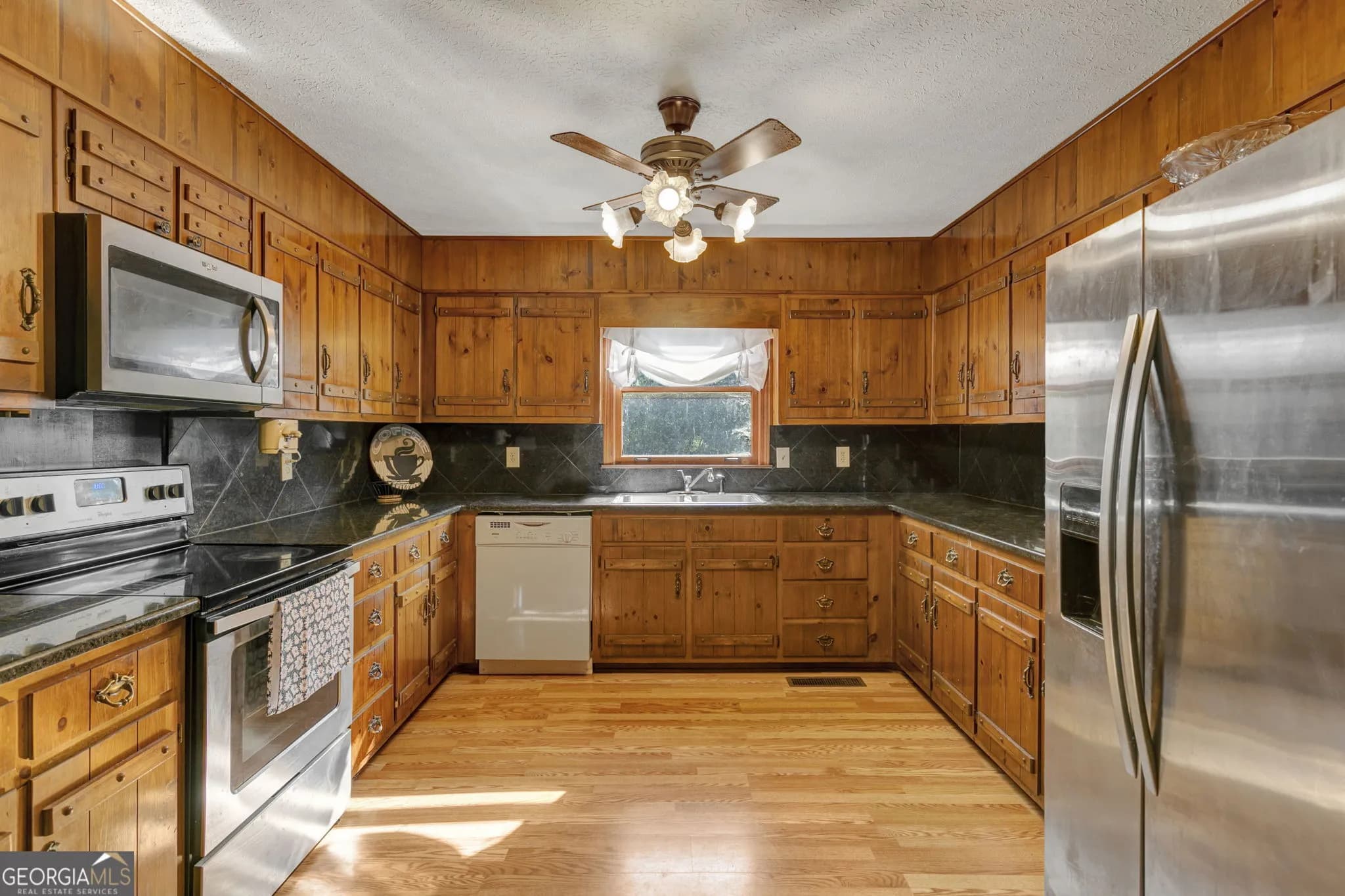1687 Ne Hickory Level Rd — photo 15 of 19