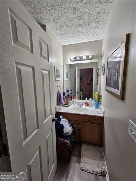 223 Alton Cir — photo 4 of 16