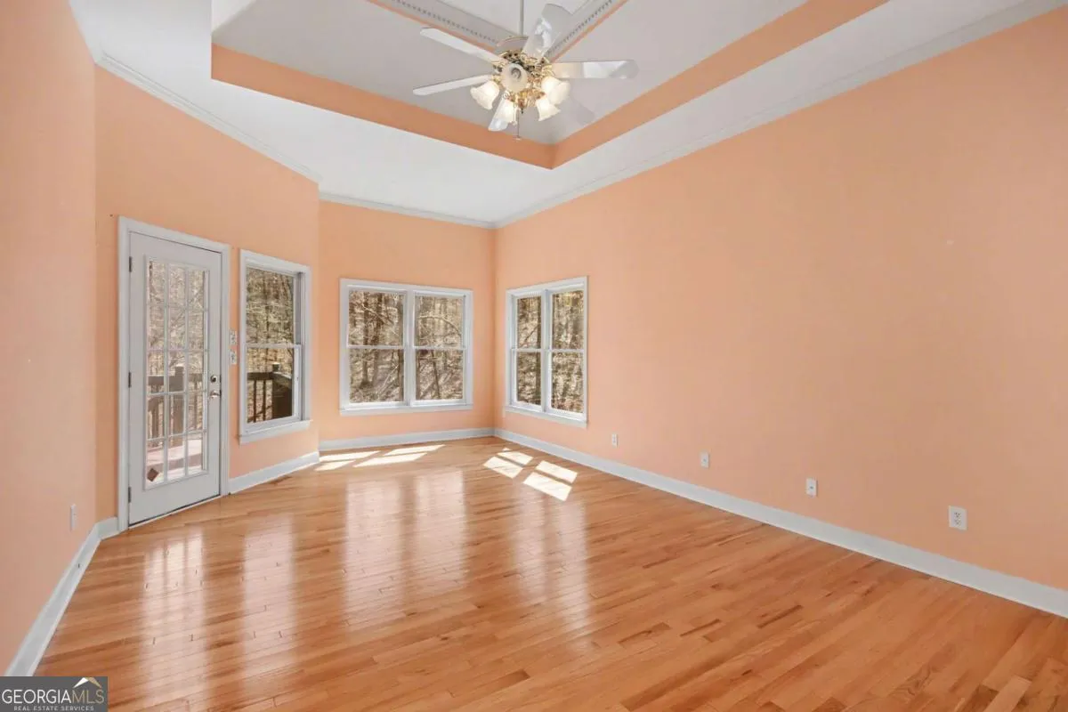 3707 Fowler Rdg — photo 6 of 38