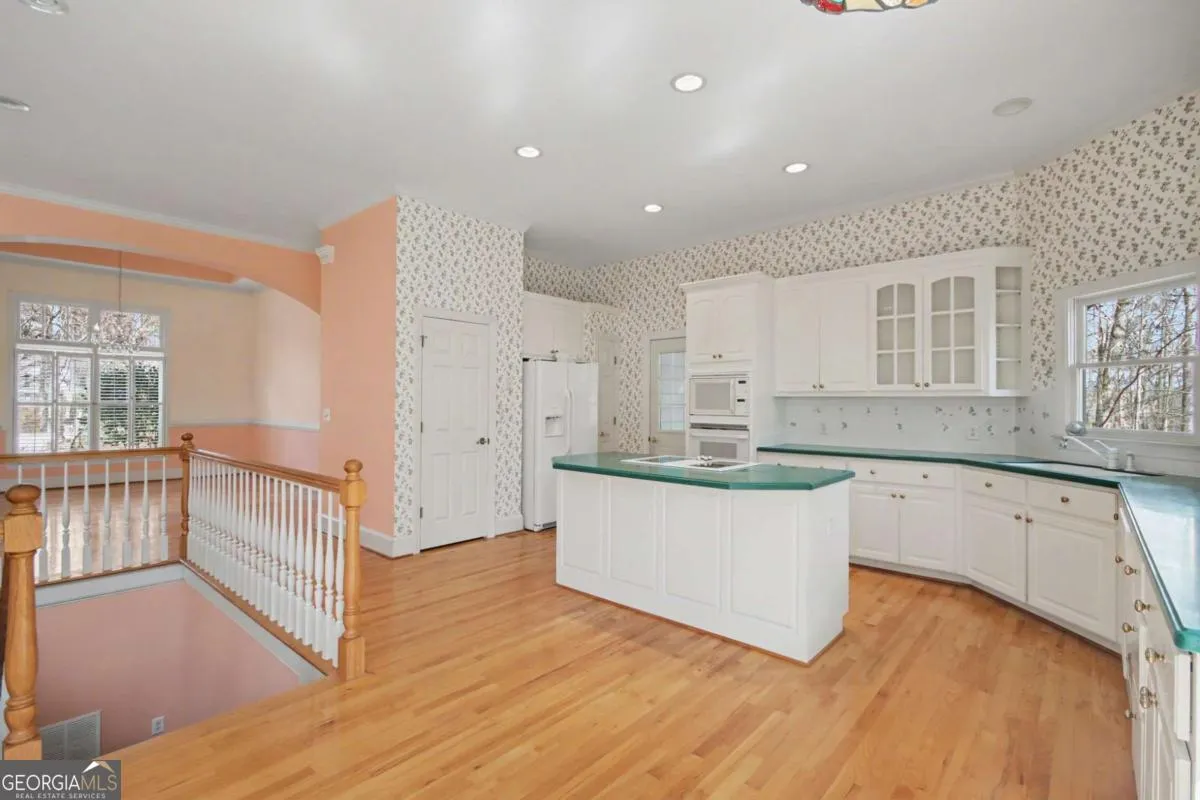3707 Fowler Rdg — photo 9 of 38