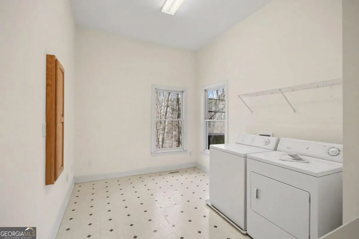 3707 Fowler Rdg — photo 14 of 38