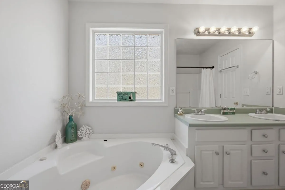 3942 Birdie Dr — photo 12 of 42