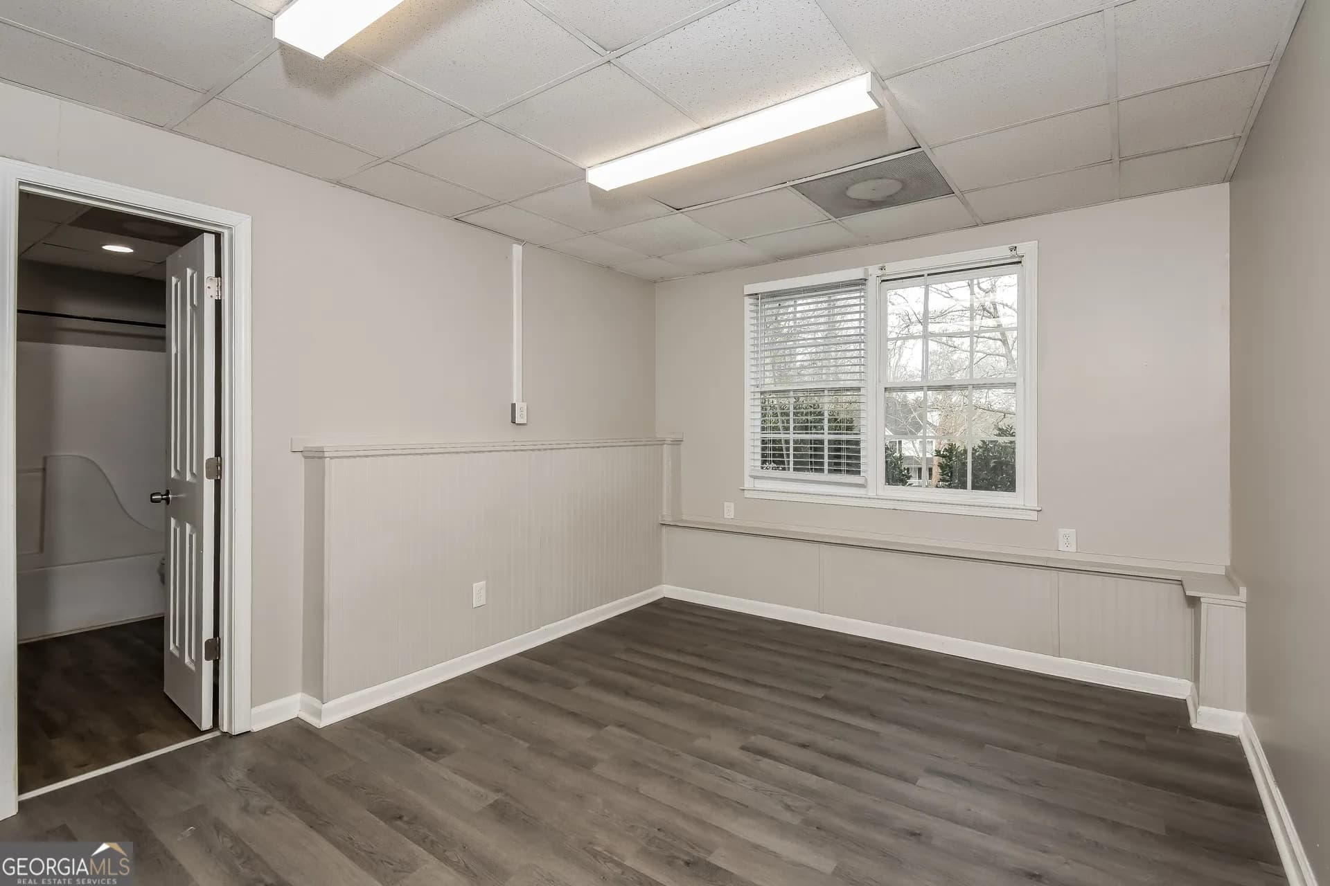 129 Wellington Ct — photo 9 of 22
