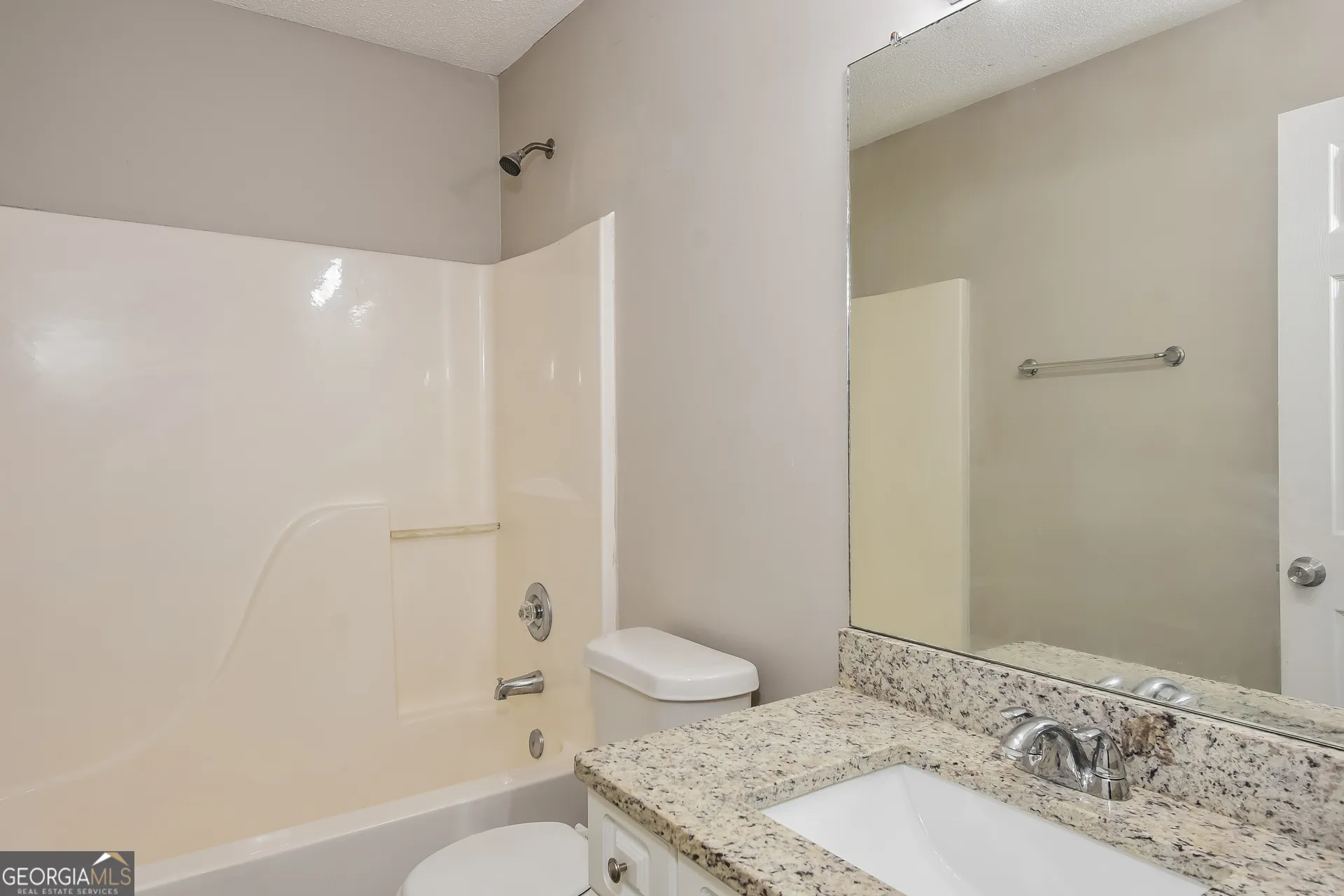129 Wellington Ct — photo 7 of 22