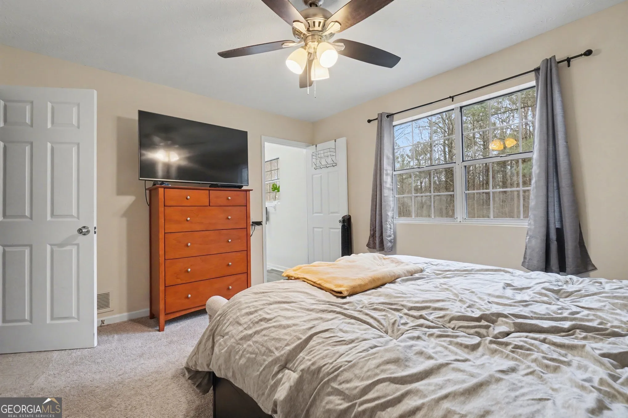 188 Pilgrim Ln — photo 8 of 27