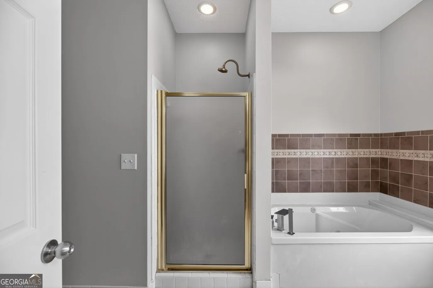 8993 Dornoch Cir — photo 23 of 62