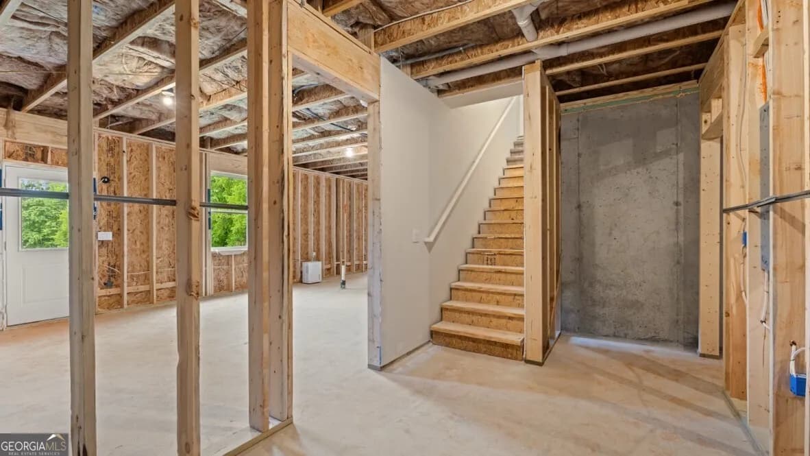 218 Thompson Ridge Ln — photo 25 of 35