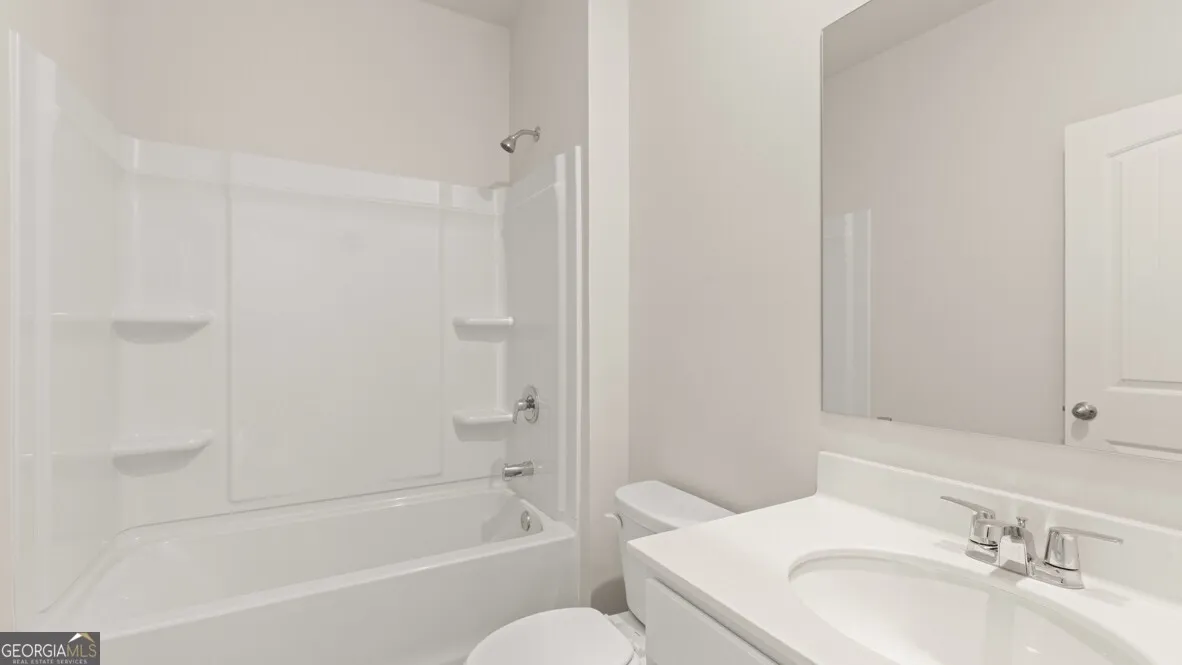 218 Thompson Ridge Ln — photo 10 of 35