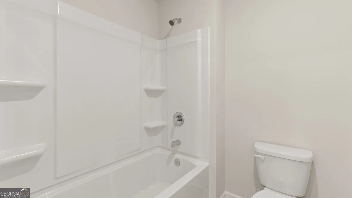 218 Thompson Ridge Ln — photo 22 of 35